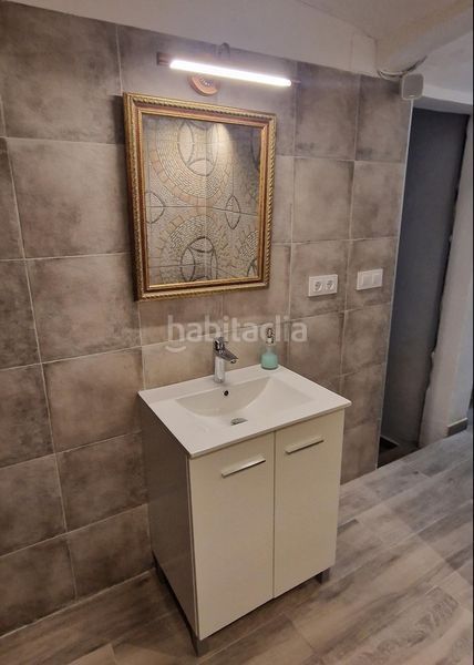 Foto cd0467cd-bc51-47a7-a3a5-7f1bca4ddccf. Edificio in Raval Barcelona