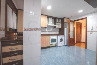 Appartement à Astillero (El). Bajo con patio en ría de solía  astillero