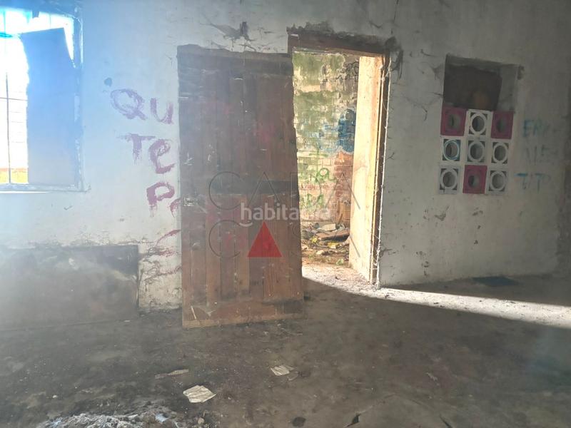 Foto df51cdae-2fdb-4124-a6b8-e8757c83d4a2. Local comercial a Astillero (El)