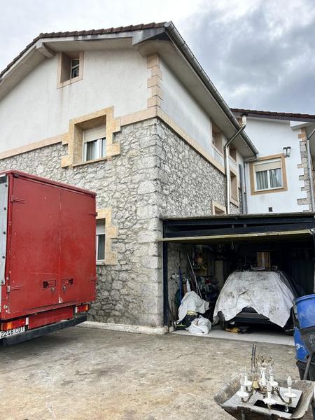 Foto 775af1c5-cbdf-4ab6-aec2-9faa2b0e39c6. Chalet  pareado en Muriedas en Muriedas Camargo