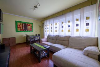 Pis  Calle jos� mar�a de coss�o. Piso de 3 habitaciones en santander