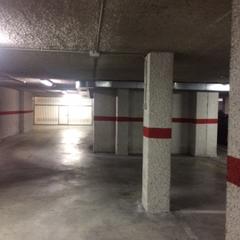 Parking coche en Astillero (El). Garaje en astillero