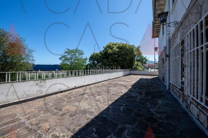 Foto 12048bfc-fa54-4c44-8d52-44352955bf89. Casa  señorial en Astillero (El)
