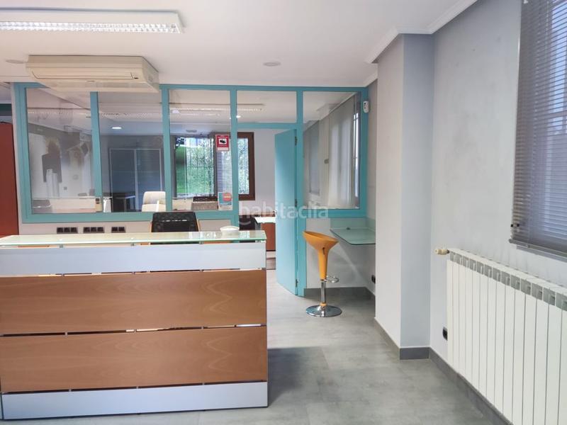 Foto 1f23a5da-9b15-4cc8-9b57-f3c48d8c02f7. Rent business premise in Astillero (El)