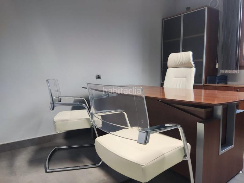 Foto b0de07b6-fe6f-4cf9-b1ed-914fb4555616. Rent business premise in Astillero (El)