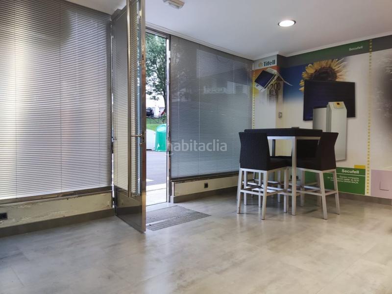 Foto fbbcf3d4-49bd-4925-8635-456e00d374e7. Rent business premise in Astillero (El)