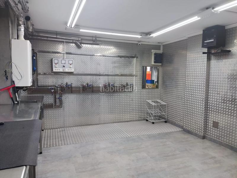Foto d82c07af-7868-44df-9599-ea7e7a76307b. Lloguer local comercial a Astillero (El)