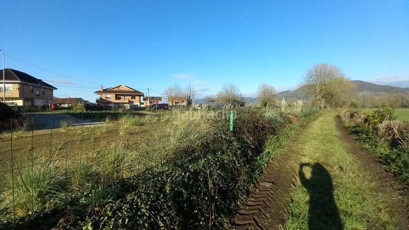 Foto a4a111f4-fcec-48dc-8965-5236ecfcb8a7. Terrain résidentiel dans Santa María de Cayón