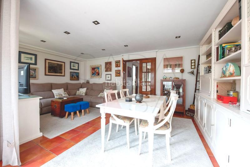 Foto 11398053-7979-4324-9c33-7112bb3f8923. Casa adosada chalet en astillero en Astillero (El)