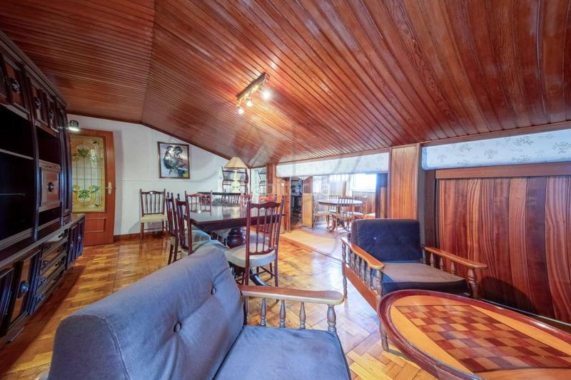 Foto 4e38a4ba-ffbc-43e4-a732-92718a34bb38. Piso terraza en calle castilla en Castilla - Hermida Santander