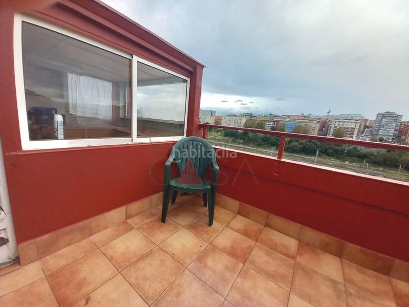 Foto 784caaac-b805-4175-b212-b743164b1c65. Piso terraza en calle castilla en Castilla - Hermida Santander
