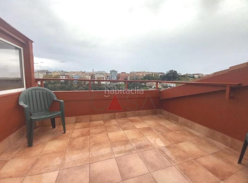 Foto b46146ed-7b36-4d44-adaa-58f028cde172. Piso terraza en calle castilla en Castilla - Hermida Santander