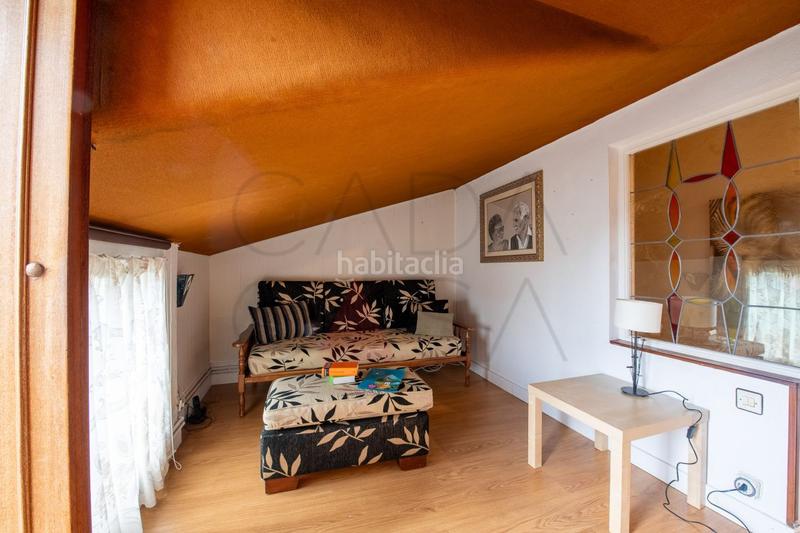 Foto e9be409c-0bab-4043-97bc-8845000d026d. Piso terraza en calle castilla en Castilla - Hermida Santander