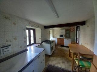 Reihenhaus in Solares - Valdecilla. Casa con terreno