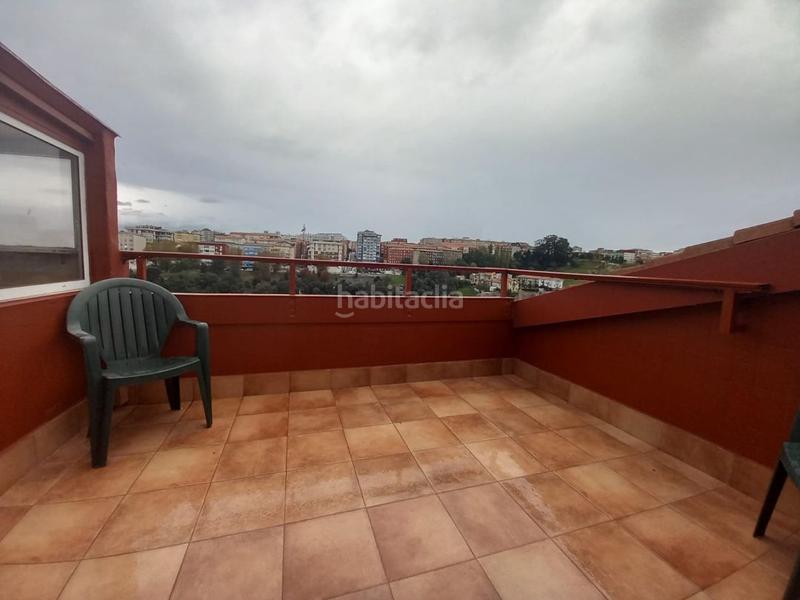 Foto f6f7618a-6c8b-4082-b719-d1ee7b9a185a. Piso terraza en calle castilla en Castilla - Hermida Santander