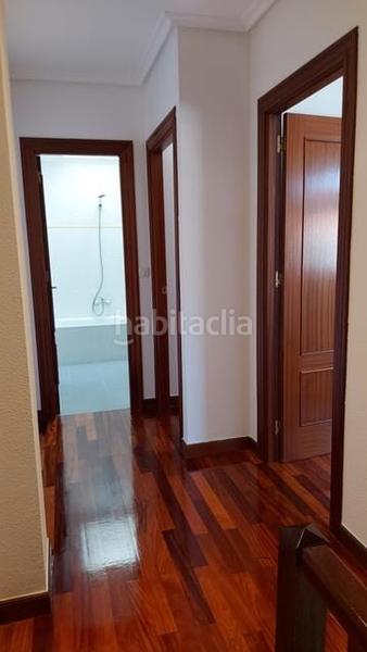 Foto 7d22647c-4aa4-4f8a-a104-1cc71b8aa833. Alquiler dúplex piso de tres habitaciones ideal para docentes alquiler temporal en Astillero (El)