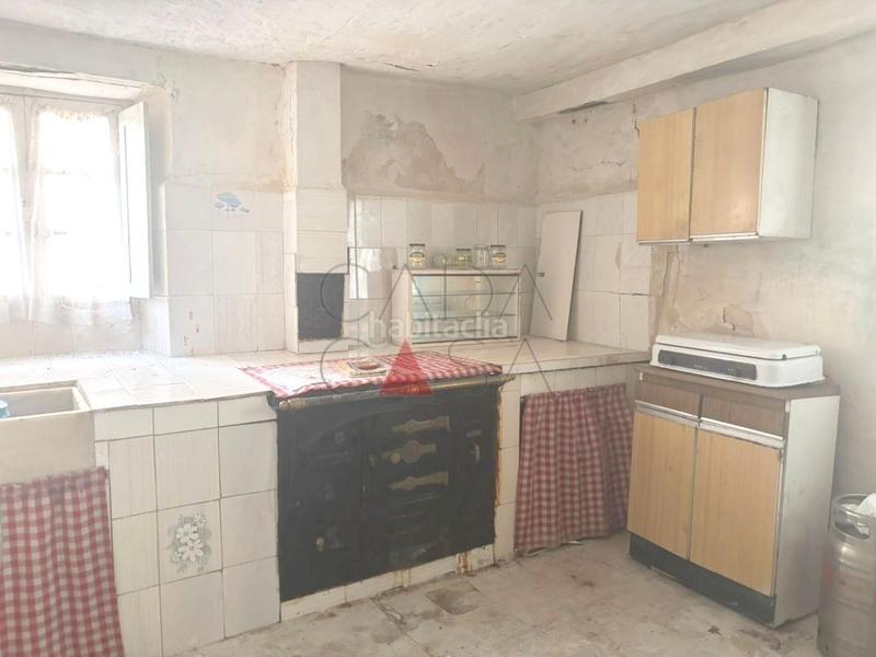 Foto 9fafea6a-be62-42ee-b171-d321ac314b01. Casa a Soba