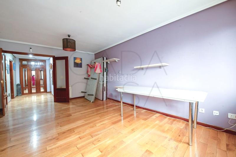 Foto bfc418b3-7331-4916-acc8-ca0c58ae9150. Piso gran oportunidad en el astillero! en Astillero (El)