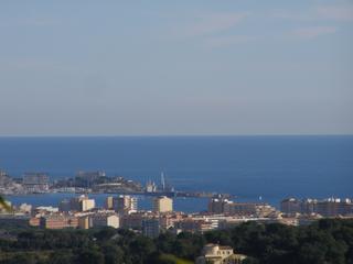 Xalet a Cabanyes-Mas Ambrs-Mas Pall. Chal de tres viviendas con vistas al mar