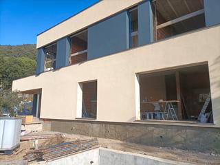 Xalet a Carrer de la riera de malvet 7. Chal de obra nueva, en urbanizacin roca de malvet, santa crist