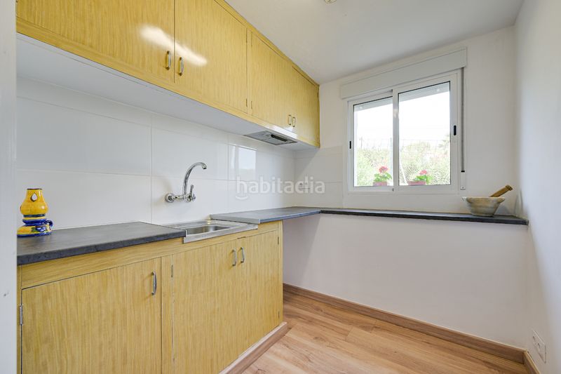 Foto cc4a9aa0-8869-4c4e-95b4-8eda59278950. Xalet amb xemeneia calefacció a Vall-llobrega