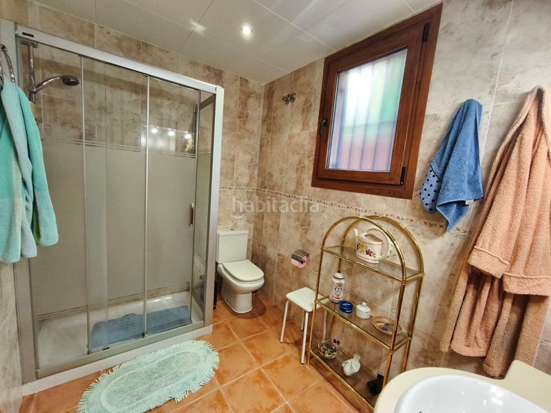 Foto 225726f9-a92c-41f3-a819-70b6195fe33b. Xalet amb xemeneia calefacció aparcament piscina a Lloret de Mar