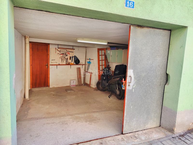 Foto 27157b1f-2c8e-4bf5-8a70-37552a967221. Casa adossada amb xemeneia calefacció aparcament a Blanes