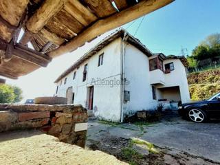 Casa en Llanera. Casa de pueblo para rehabilitacion en gran finca parcelable