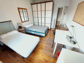 Location Appartement à Auditorio - Seminario - Parque de Invierno. Mir curso 202627 5 dormitorios, 2 baños. cercano a  la academia