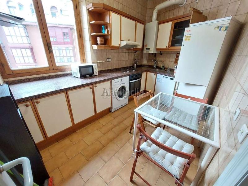 Foto f111ecf2-983a-4681-bdce-4e14961db37a. Lloguer pis amb calefacció a Auditorio - Seminario - Parque de Invierno Oviedo