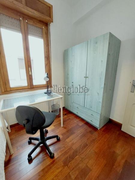 Foto d2526bd2-59a5-4e11-8abc-c52eacaadc94. Rent flat with heating in Auditorio - Seminario - Parque de Invierno Oviedo