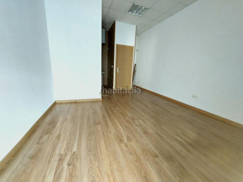 Foto 435f11d9-98d8-4a5e-bf24-d06eccec7cc0. Rent business premise in San Claudio - Trubia - Las Caldas Oviedo