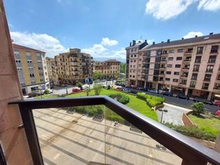Lloguer Pis  Calle aurelio de llano. Muñoz degrain oviedo. apartamento amueblado excelente estado.