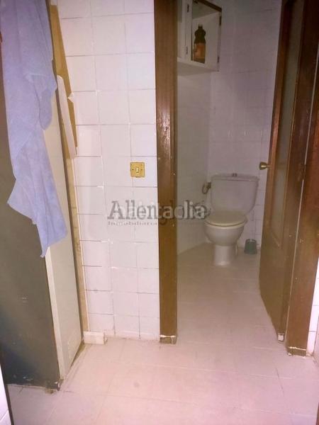 Foto 29f955d8-f582-4685-b701-2bf17d938942. Location local commercial dans Auditorio - Seminario - Parque de Invierno Oviedo