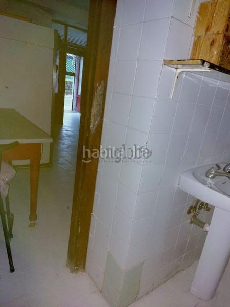 Foto e93117f7-fa3d-4a71-b8be-29badea2af65. Location local commercial dans Auditorio - Seminario - Parque de Invierno Oviedo