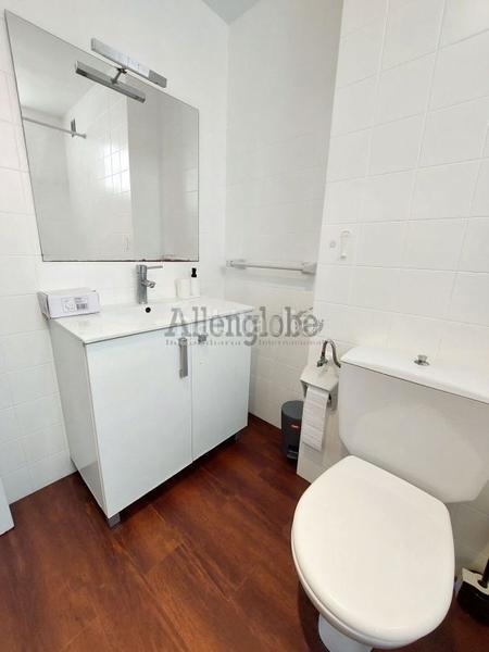 Foto 59158ff1-2b5b-4638-922a-4ace0492d398. Alquiler apartamento estudiantes postgrado ó mir. apartamento centrico . en Oviedo