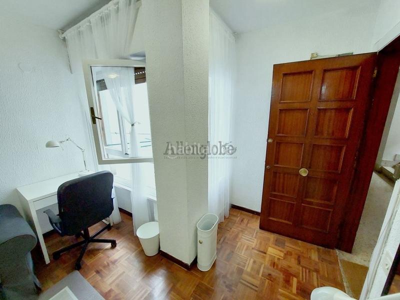 Foto 5b99f202-7ec4-4c0a-868a-7880f0e72517. Alquiler apartamento estudiantes postgrado ó mir. apartamento centrico . en Oviedo