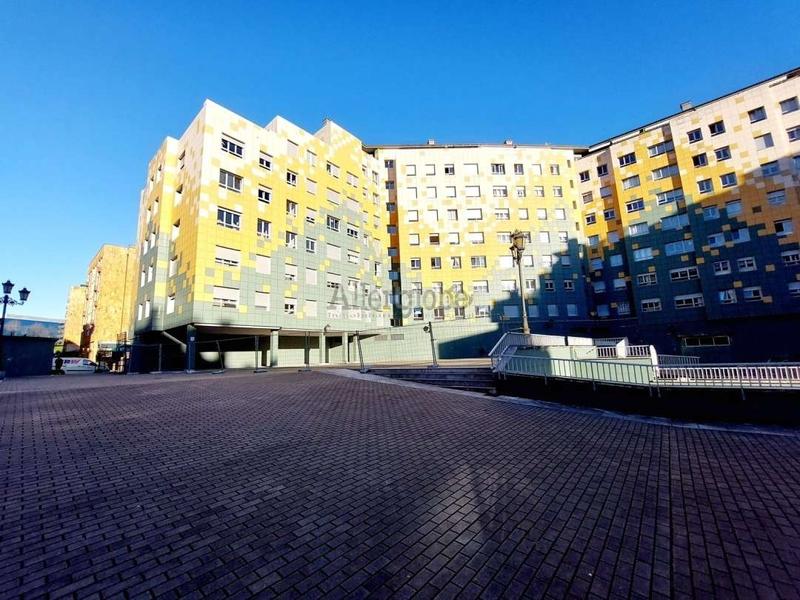 Foto 03afc3d5-cc02-4252-b636-db66823c9eb7. Appartamento con riscaldamento parcheggio in Huca - La Cadellada Oviedo