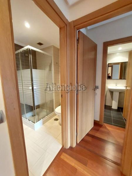 Foto ce83b8d7-d652-4953-a5a6-aa48277bf231. Appartamento con riscaldamento parcheggio in Huca - La Cadellada Oviedo