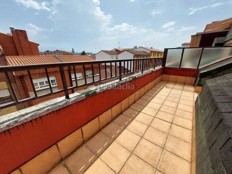 Foto 3e07ee69-e9ea-4fb2-86dd-d3018375ea2e. Àtic amb calefacció a Ciudad Naranco - Prados de La Fuente Oviedo