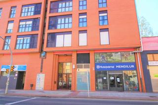 Local Comercial en Zalla. Se vende local comercial y negocio en zalla, taller de maquinari