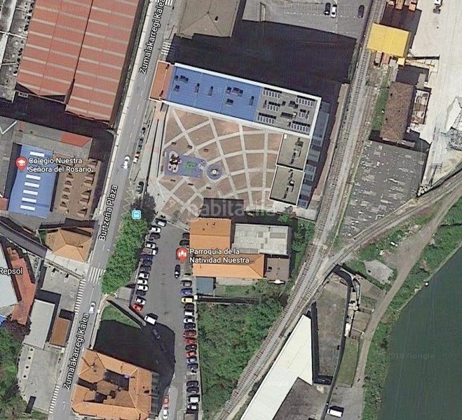 Foto 6cd423e8-774e-4b9e-bb43-7b9cd41c6946. Aparcament cotxe a Burtzeña Barakaldo