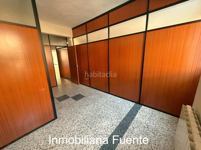 Foto ea3ca30e-8079-4549-bd64-ec0c457b46a5. Location local commercial dans Güeñes
