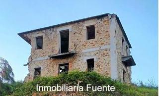 Casa a Zalla. Casa para reformar con 40.000 m2 de terreno en zalla
