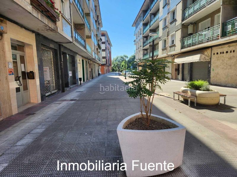Foto 195a1e78-0328-41d7-a611-a4cfd5d845cf. Local comercial a Zalla