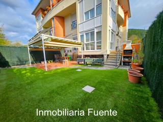 Appartement à Güeñes. Se vende piso con jardin en gueñes, 2 parcelas de garaje y 3 tra