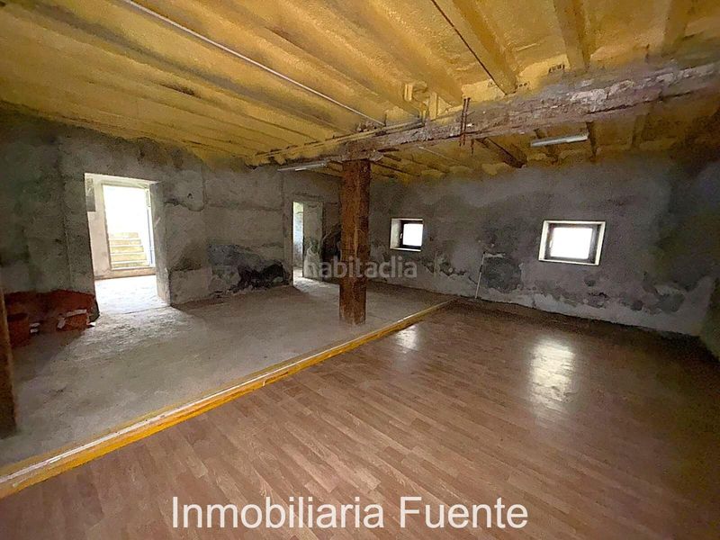 Foto c9e08a04-27d1-498f-8c5a-867d8d1182f9. Casa amb aparcament a Sopuerta