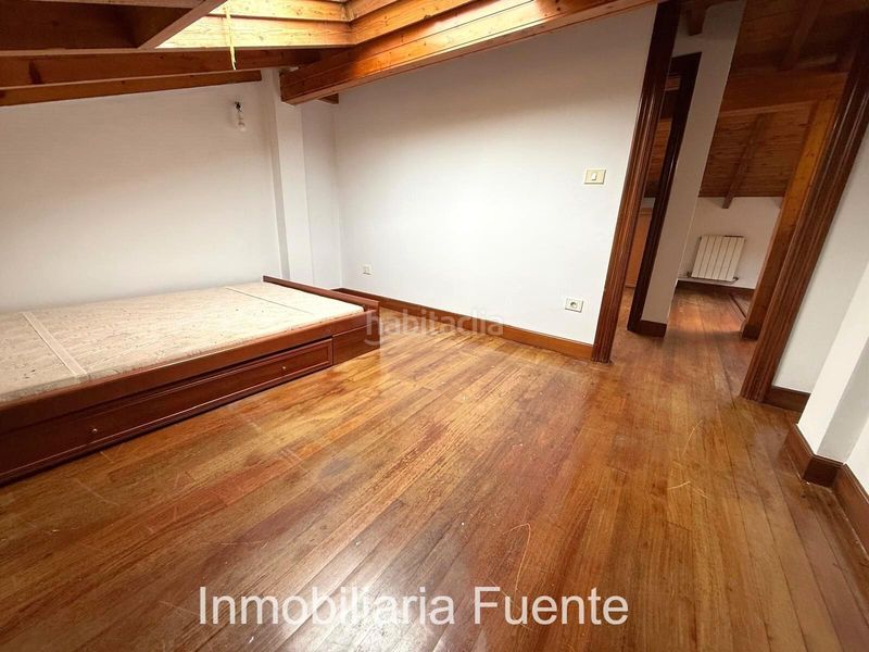 Foto fdd42847-ee32-492f-9bb6-84b253666245. Casa amb aparcament a Sopuerta