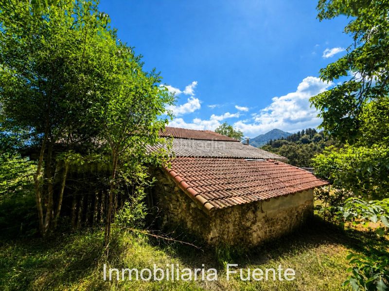 Foto 00436f77-262d-4b41-82b2-3172fa1db0ce. Casa amb aparcament a Sopuerta