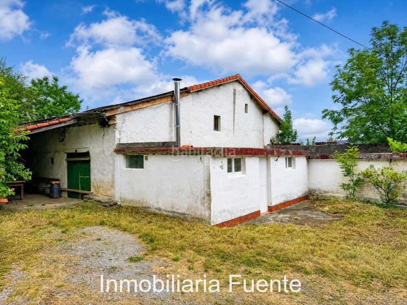 Foto 6bc4fdf0-c2da-4b0a-b1cc-9ebbbeb92489. Casa amb aparcament a Sopuerta